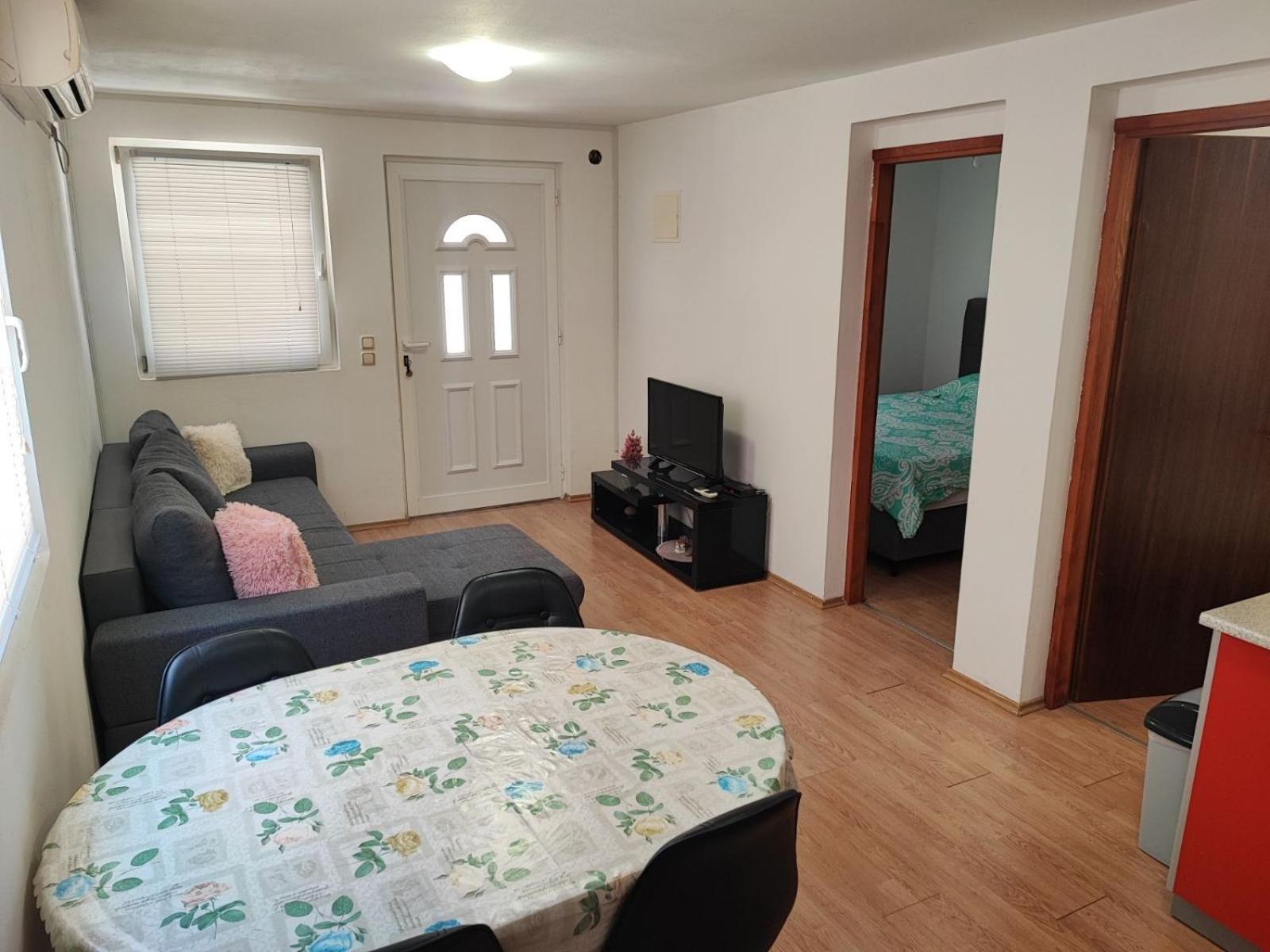 With A Parking Space - 23274 Apartment